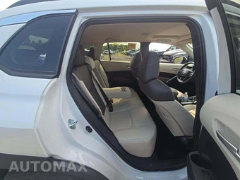 2024 Toyota Corolla Cross XLE - miniatura 16