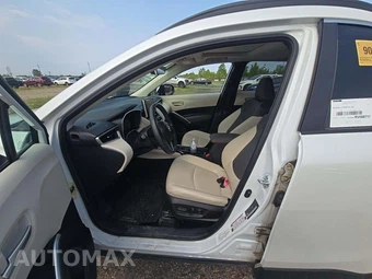 2024 Toyota Corolla Cross XLE - miniatura 6