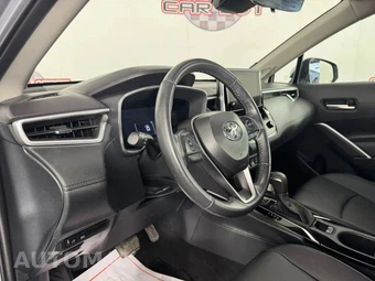 2024 Toyota Corolla Cross XLE - miniatura 10