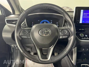 2024 Toyota Corolla Cross XLE - miniatura 13