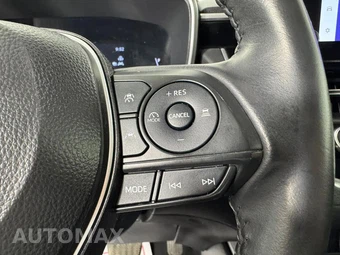 2024 Toyota Corolla Cross XLE - miniatura 16