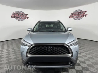2024 Toyota Corolla Cross XLE - miniatura 2
