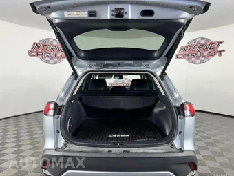 2024 Toyota Corolla Cross XLE - miniatura 29