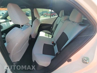 2024 Toyota Corolla Hatchback SE – miniatura 13
