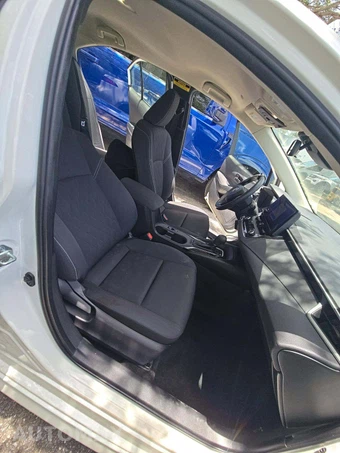 2024 Toyota Corolla Hybrid LE Sedan - miniatura 18
