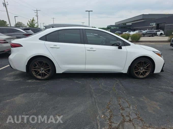 2024 Toyota Corolla Hybrid SE Nightshade Sedan - miniatura 4