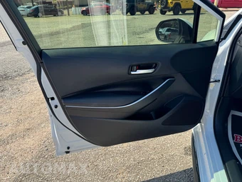 2024 Toyota Corolla Hybrid SE Sedan - miniatura 10