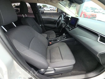 2024 Toyota Corolla LE Sedan - miniatura 8