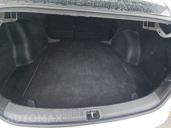 2024 Toyota Corolla LE Sedan - miniatura 16