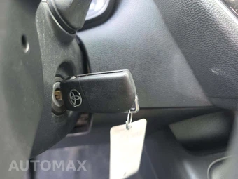 2024 Toyota Corolla LE Sedan - miniatura 8