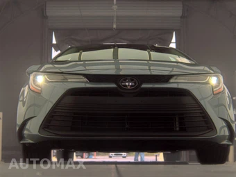 2024 Toyota Corolla LE Sedan - miniatura 3