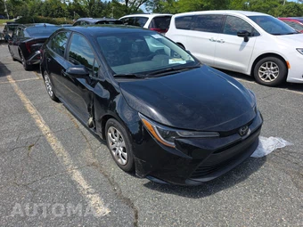 2024 Toyota Corolla LE Sedan - miniatura 3