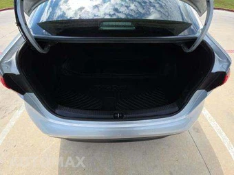 2024 Toyota Corolla LE Sedan - miniatura 15
