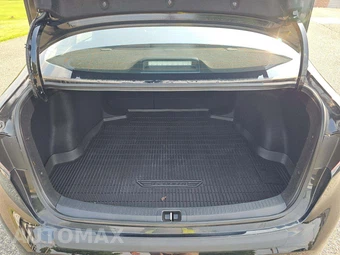 2024 Toyota Corolla LE Sedan - miniatura 11
