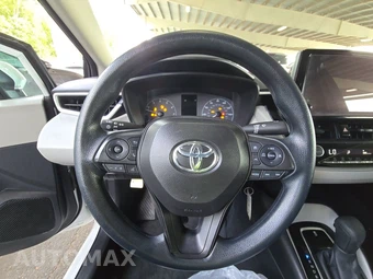 2024 Toyota Corolla LE Sedan - miniatura 10