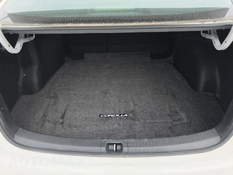 2024 Toyota Corolla LE Sedan - miniatura 16