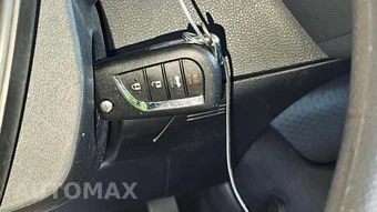 2024 Toyota Corolla LE Sedan - miniatura 19