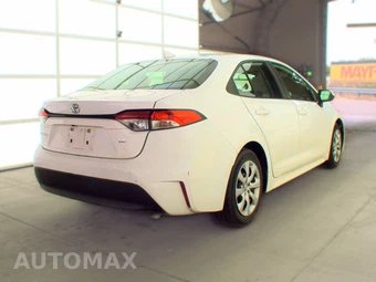 2024 Toyota Corolla LE Sedan - miniatura 4