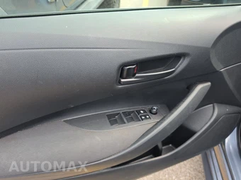 2024 Toyota Corolla LE Sedan - miniatura 9