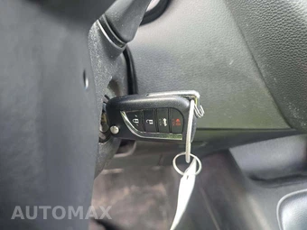 2024 Toyota Corolla LE Sedan - miniatura 5
