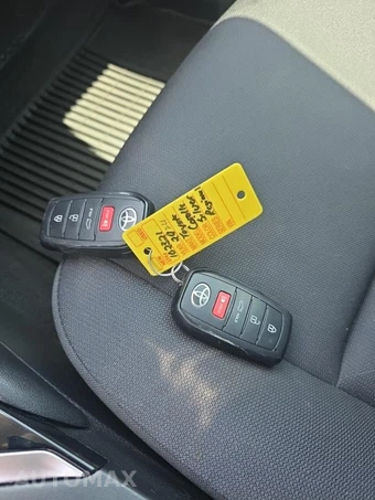 2024 Toyota Corolla LE Sedan - miniatura 21