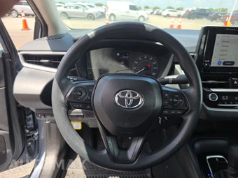 2024 Toyota Corolla LE Sedan - miniatura 10