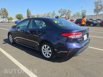 2024 Toyota Corolla LE Sedan - miniatura 6