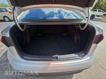 2024 Toyota Corolla LE Sedan - miniatura 15