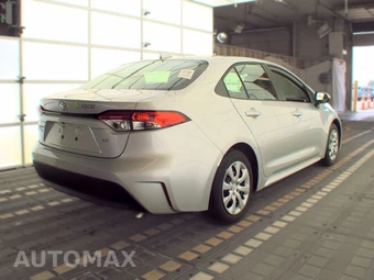 2024 Toyota Corolla LE Sedan - miniatura 4