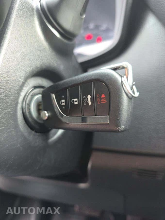 2024 Toyota Corolla LE Sedan - miniatura 8