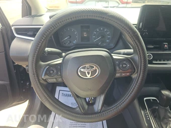 2024 Toyota Corolla LE Sedan - miniatura 10