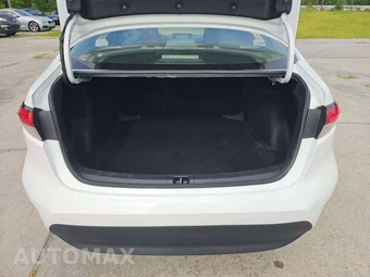 2024 Toyota Corolla LE Sedan - miniatura 11