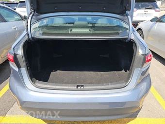 2024 Toyota Corolla LE Sedan - miniatura 16