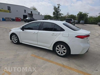 2024 Toyota Corolla LE Sedan - miniatura 2