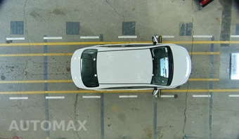 2024 Toyota Corolla LE Sedan - miniatura 18