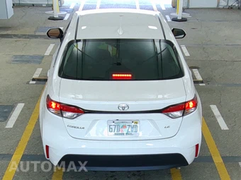 2024 Toyota Corolla LE Sedan - miniatura 5