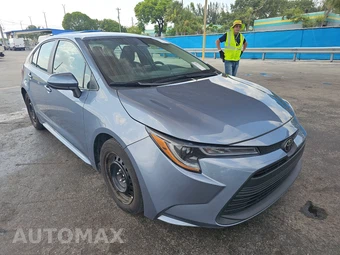 2024 Toyota Corolla LE Sedan - miniatura 3