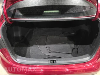 2024 Toyota Corolla LE Sedan - miniatura 16