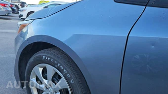 2024 Toyota Corolla LE Sedan - miniatura 21