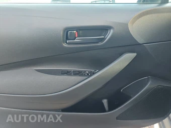 2024 Toyota Corolla LE Sedan - miniatura 9