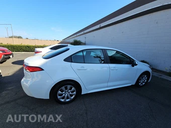 2024 Toyota Corolla LE Sedan - miniatura 4