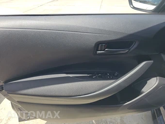 2024 Toyota Corolla LE Sedan - miniatura 9