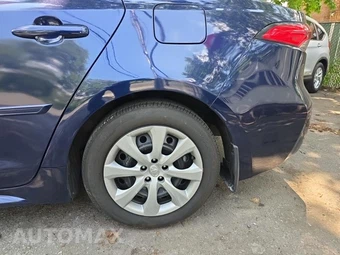 2024 Toyota Corolla LE Sedan - miniatura 11