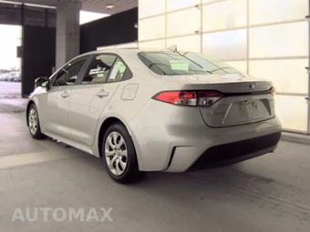 2024 Toyota Corolla LE Sedan - miniatura 8