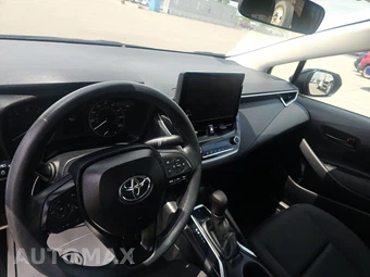2024 Toyota Corolla LE Sedan - miniatura 11