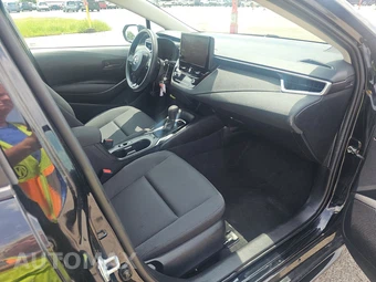 2024 Toyota Corolla LE Sedan - miniatura 8