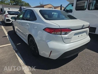 2024 Toyota Corolla LE Sedan - miniatura 6