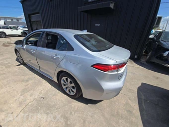 2024 Toyota Corolla LE Sedan - miniatura 2