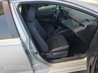 2024 Toyota Corolla LE Sedan - miniatura 8