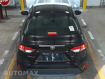 2024 Toyota Corolla LE Sedan - miniatura 5